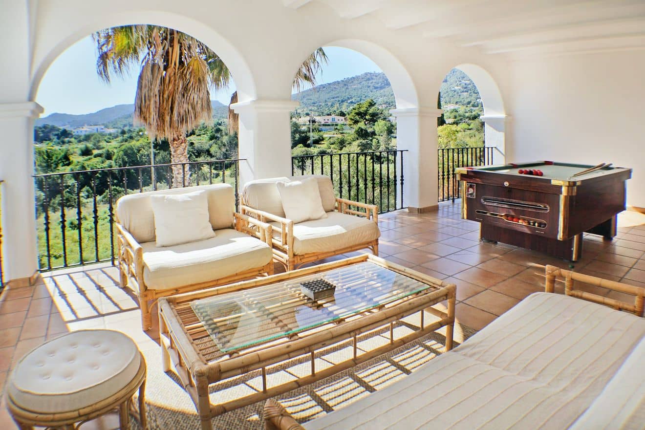 Villa Ario